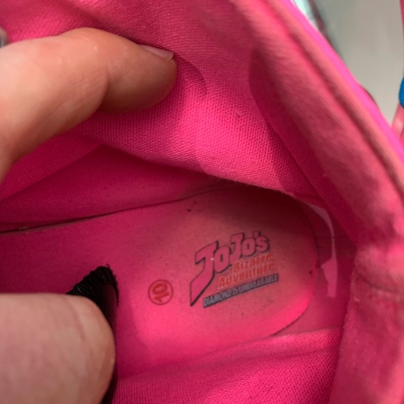 OFFERS??? Super Fun JoJo’s Bizarre Adventure high tops - Picture 5 of 6